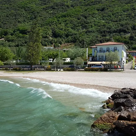 San Remo Szálloda Malcesine