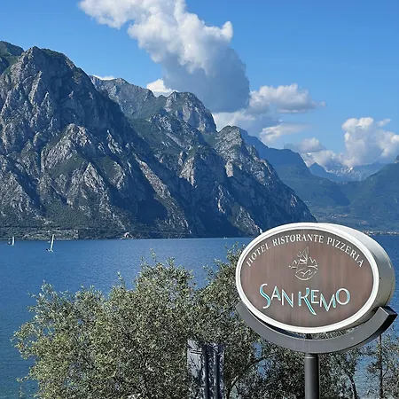 San Remo Szálloda 2*