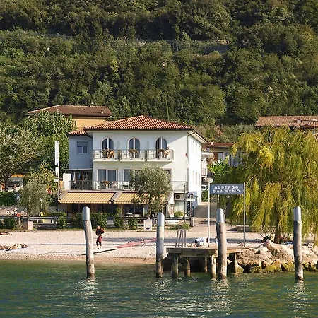 San Remo Отель 2*