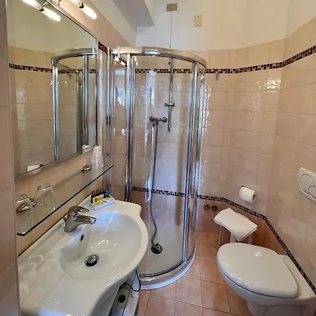 Hotel San Remo 2*